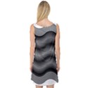 Two Layers Consisting Of Curves With Identical Inclination Patterns Sleeveless Satin Nightdress View2