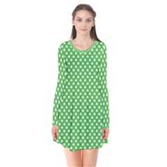 White Heart-shaped Clover On Green St  Patrick s Day Flare Dress by PodArtist