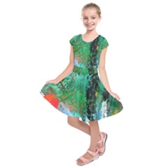 Garden  3 Kids  Short Sleeve Dress by WILLBIRDWELL