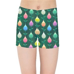 Tulips Seamless Pattern Background Kids  Sports Shorts by HermanTelo