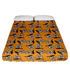 Daisy Orange Fitted Sheet (queen Size) by snowwhitegirl