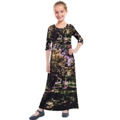 Hot Day In Dallas 3 Kids  Quarter Sleeve Maxi Dress by bestdesignintheworld