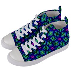 Seamless Pattern Pattern Purple Stars Women s Mid-top Canvas Sneakers by Vaneshart