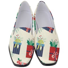 Christmas Gifts Pattern With Flowers Leaves Women s Classic Loafer Heels by Vaneshart