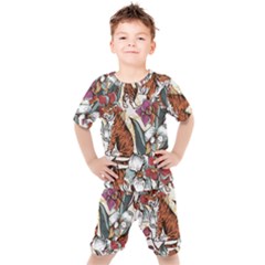 Natural Seamless Pattern With Tiger Blooming Orchid Kids  Tee And Shorts Set by BangZart