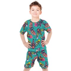 Vintage Colorful Insects Seamless Pattern Kids  Tee And Shorts Set by Amaryn4rt