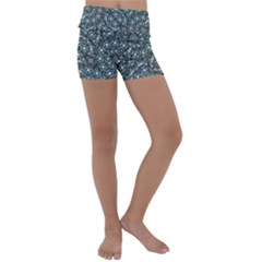 Intricate Texture Ornate Camouflage Pattern Kids  Lightweight Velour Yoga Shorts by dflcprintsclothing