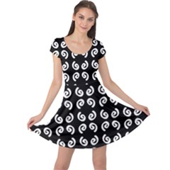 Abstrait Spirale Blanc/noir Cap Sleeve Dress by kcreatif