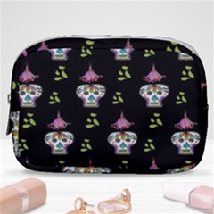 Skull Pattern Make Up Pouch (small) by Sparkle