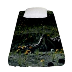 Astronaut Lying In Flowers Fantasy Fitted Sheet (single Size) by artworkshop