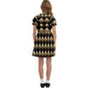 Golden Chess Board Background Kids  Bow Tie Puff Sleeve Dress View4