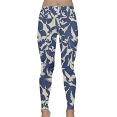 Bird Animal Animal Background Lightweight Velour Classic Yoga Leggings by Vaneshop