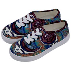 Grateful-dead-ahead-of-their-time Kids  Classic Low Top Sneakers by Sarkoni