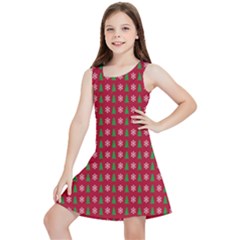 Snowflake Christmas Tree Pattern Kids  Lightweight Sleeveless Dress by Amaryn4rt