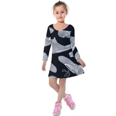 Pattern Shiny Shoes Kids  Long Sleeve Velvet Dress by Ndabl3x