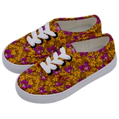 Blooming Flowers Of Orchid Paradise Kids  Classic Low Top Sneakers by pepitasart