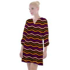 Multicolor Wave Pattern Open Neck Shift Dress by ytdream