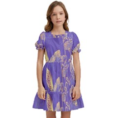 Flower Petal Bouquet Stem Floral Pattern Kids  Puff Sleeved Dress by Maspions