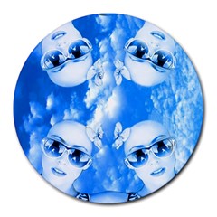 Skydivers 8  Mouse Pad (round) by icarusismartdesigns