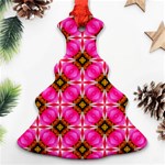 Cute Pretty Elegant Pattern Ornament (Christmas Tree) Front