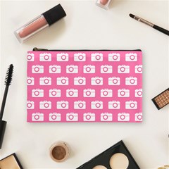 Pink Modern Chic Vector Camera Illustration Pattern Cosmetic Bag (medium)  by GardenOfOphir