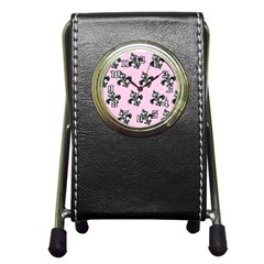 French France Fleur De Lys Metal Pattern Black And White Antique Vintage Pink And Black Rocker Pen Holder Desk Clock by Quebec