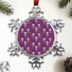 Skull Halloween Pattern Metal Large Snowflake Ornament by Ndabl3x