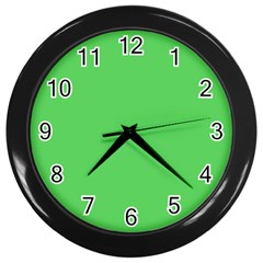 Grün Wall Clock (black) by 2607694c